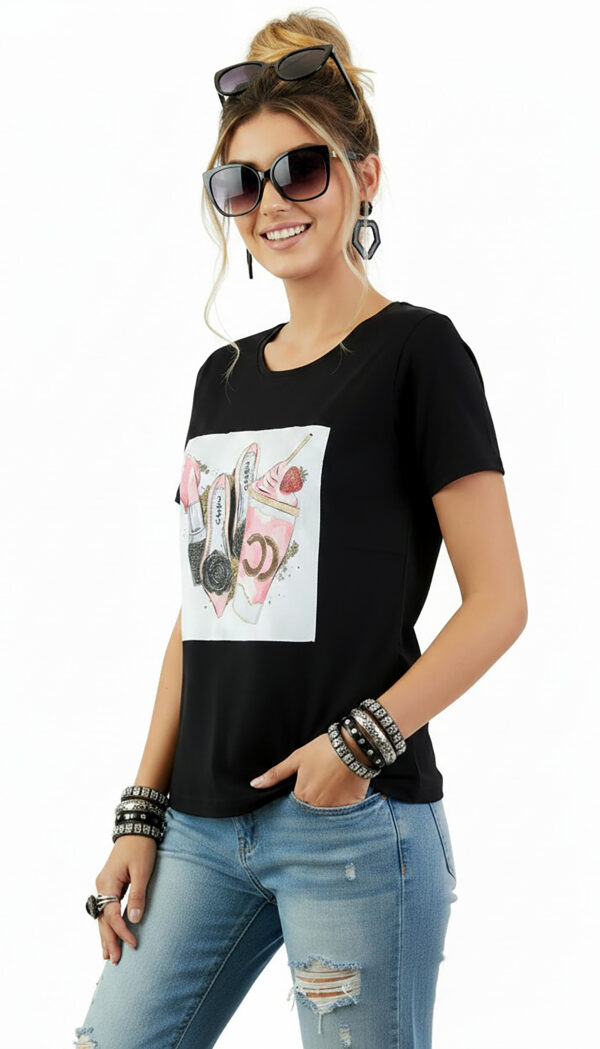 Shirt Schwarz mit Strass Damen Shirt Schwarz mit Strass Damen Shirt mit Fashion Print und dezenten Strassteinen