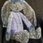 Teddy Print mit Strass auf schwarzem Damen Shirt Großhandel Detailansicht