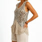 Beiges Häkeltop Großhandel, Boho Strick Top mit Pailletten Netzstrick und floraler Häkelspitze, rosemodee.de