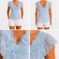 Blaues Spitzentop Großhandel im Tonal-Look – Hellblau mit Spitzenärmeln, 3D-Blüten und Perlen – rosemodee.de