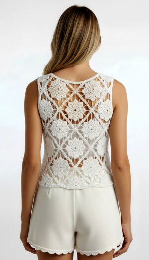 Boho Blumen Häkel Top mit Pailletten, Perlen und Steinen – Weißes Ibiza Style Damen Top (3) Boho Blumen Häkel Top mit Pailletten, Perlen und Steinen im weißen Ibiza Style
