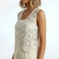Boho Blumen Häkel Top mit Pailletten, Perlen und Steinen im weißen Ibiza Style