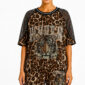 Braunes Leoparden Zweiteiler Großhandel, Oversize T-Shirt mit Tiger Strassmotiv und Netzärmeln, passende Shorts im klassischen Leopardenprint, rosemodee.de