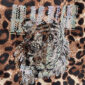 Braunes Leoparden Zweiteiler Großhandel, Oversize T-Shirt mit Tiger Strassmotiv und Netzärmeln, passende Shorts im klassischen Leopardenprint, rosemodee.de