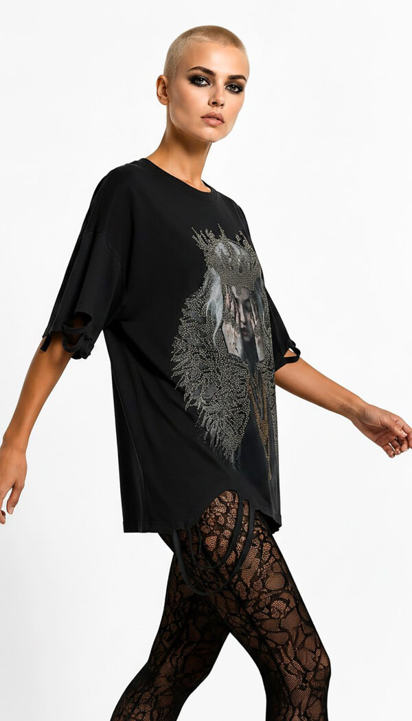 Dark Queen Strass Oversize Shirt Großhandel Lot 2 Stück – Gothic Damen Longshirt Schwarz (7) Dark Queen Strass Oversize Shirt Schwarz mit Gothic Print und hochwertigen Strassteinen