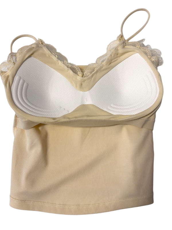 Gelbes Spitzen Crop Top mit 3D-Blumen, Perlen, Strassteinen und Soft-Cups (1) Gelbes Spitzen Crop Top mit 3D-Blumen, Perlen, Strassteinen und Soft-Cups