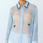 Hellblaue Damen Bluse mit Strass Kragen und Schmetterling Stickerei Großhandel
