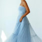 Hellblaue Oversize Damen Tüllrock Maxi mit Perlendetails