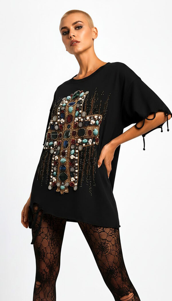 Kreuz Strass Oversize Shirt Großhandel Lot 2 Stück – Gothic Damen Longshirt Schwarz (2) Kreuz Strass Oversize Shirt Schwarz mit Schmuckstein-Kreuz und hochwertigen Strassteinen