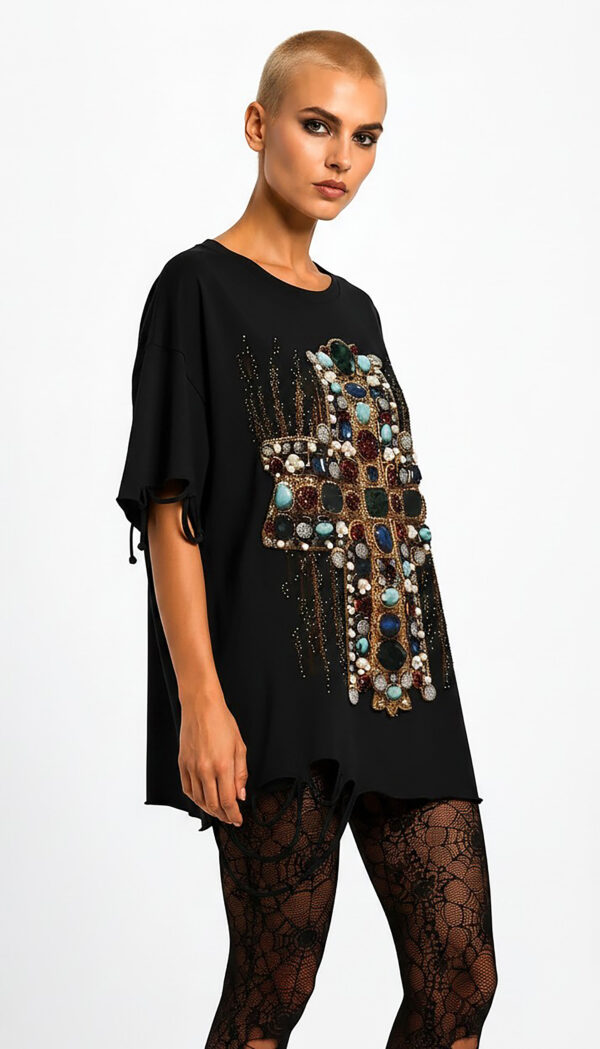 Kreuz Strass Oversize Shirt Großhandel Lot 2 Stück – Gothic Damen Longshirt Schwarz (3) Kreuz Strass Oversize Shirt Schwarz mit Schmuckstein-Kreuz und hochwertigen Strassteinen