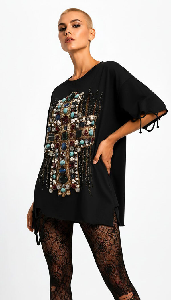 Kreuz Strass Oversize Shirt Großhandel Lot 2 Stück – Gothic Damen Longshirt Schwarz (4) Kreuz Strass Oversize Shirt Schwarz mit Schmuckstein-Kreuz und hochwertigen Strassteinen