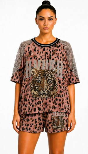 Leoparden Zweiteiler Großhandel, Oversize T-Shirt mit Tiger Strassmotiv und Netzärmeln, passende Shorts im Leopardenprint, rosemodee.de