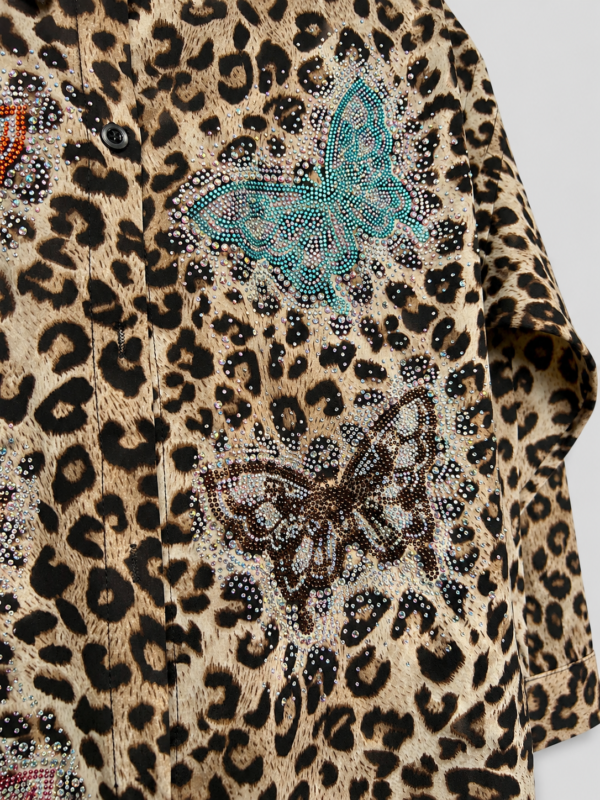 Leopardenhemd Großhandel, Oversize mit Strass Schmetterlingen (4) Leopardenhemd Großhandel, Oversize Hemd mit Strass Schmetterlingen im Leopardenprint, rosemodee.de