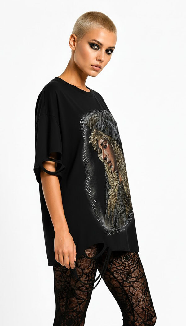 Muttergottes Strass Oversize Shirt Großhandel Lot 2 Stück – Gothic Damen Longshirt Schwarz (1) Muttergottes Strass Oversize Shirt in Schwarz mit Maria Motiv und hochwertigen Strassteinen