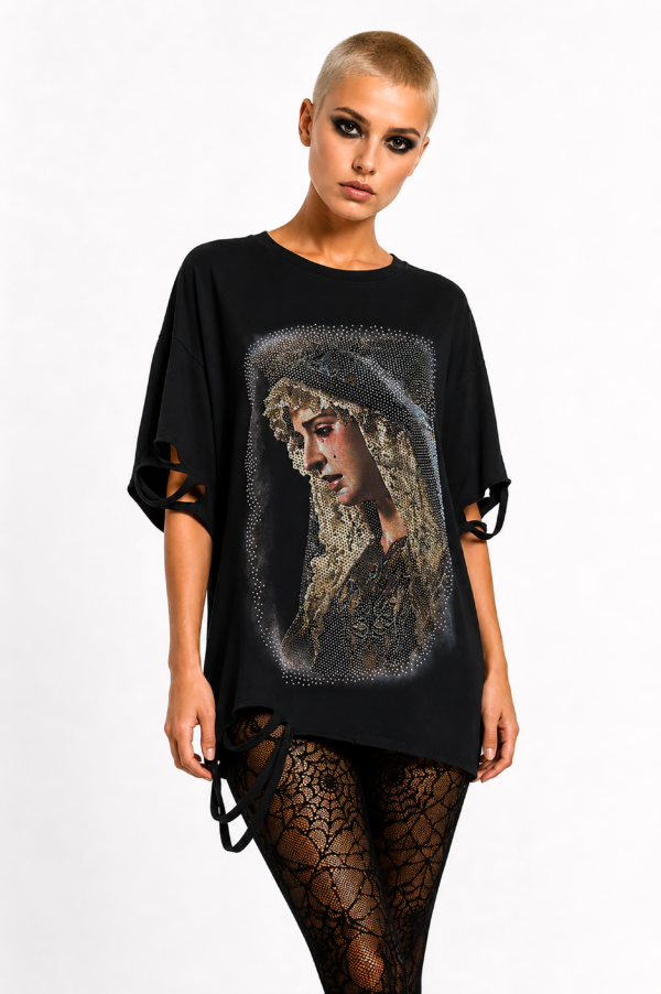 Muttergottes Strass Oversize Shirt in Schwarz mit Maria Motiv und hochwertigen Strassteinen