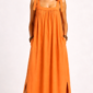 Oranges Maxikleid Großhandel, Boho Kleid mit Bindeträgern, Seitenschlitz und verdeckten Taschen, rosemodee.de