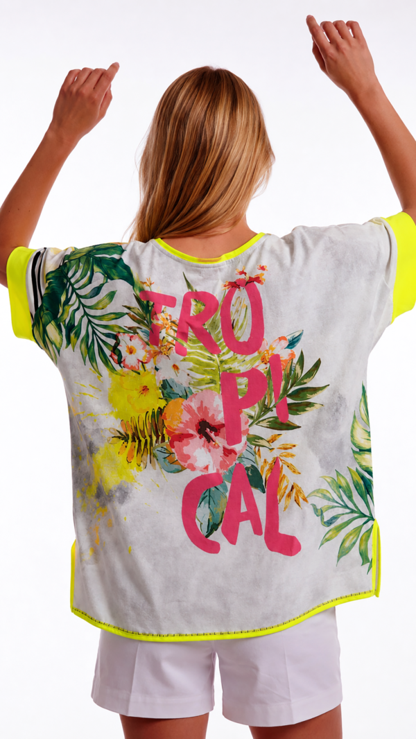 Oversize Giraffe Shirt Großhandel, Boho Print mit Strassbesatz (1) Oversize Giraffe Shirt Großhandel, Fledermausärmel Shirt mit Boho Giraffenprint, Strassbesatz und tropischem Blätterdruck, rosemodee.de