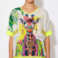 Oversize Giraffe Shirt Großhandel, Fledermausärmel Shirt mit Boho Giraffenprint, Strassbesatz und tropischem Blätterdruck, rosemodee.de