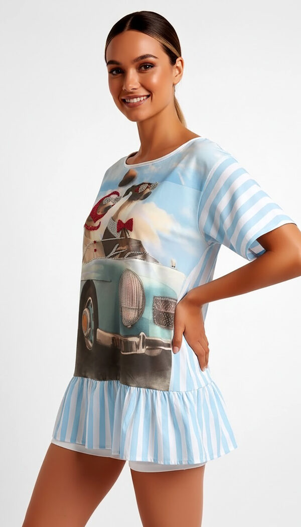Oversize Shirt mit Hunde Auto Print, Strassdetails und Streifenvolant Hellblau-Weiß (6) Oversize Shirt mit Hunde Auto Print und Strassdetails in Hellblau-Weiß