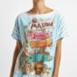 Oversize Shirt mit Malibu Beach Print und Strassdetails in Hellblau-Weiß