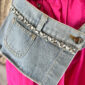 Pinke Cargohose Großhandel, Regenstoff Hose mit Denim Applikation, Strassbesatz und Cargotaschen, 3er Lot M bis XL, rosemodee.de