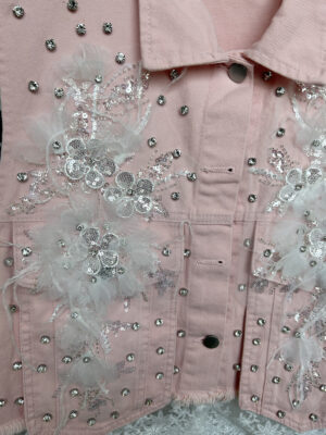 Pudra Oversize Damen Jeansweste mit Strass und Spitzenapplikation Großhandel (3) Pudra Oversize Damen Jeansweste mit Strass und Spitzenapplikation Großhandel
