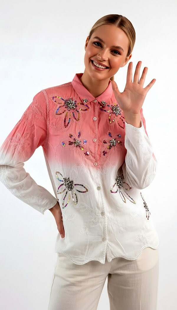 Rosa Farbverlauf Baumwollbluse mit Blumenstickerei, Strass & Pailletten (7) Rosa Farbverlauf Baumwollbluse mit Blumenstickereien, Strass und Pailletten