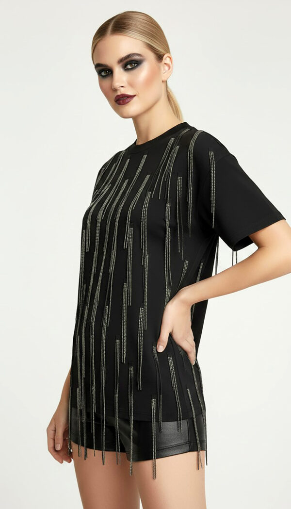 Schwarzes Fransen Shirt mit Strasssteinen und Metallic-Fransen (4) Schwarzes Fransen Shirt mit Strasssteinen und langen Metallic-Fransen