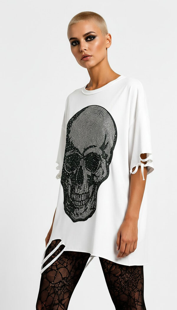 Skull Strass Oversize Shirt Großhandel Lot 2 Stück – Gothic Damen Longshirt Weiß (2) Skull Strass Oversize Shirt Weiß mit Totenkopf Motiv und hochwertigen Strassteinen