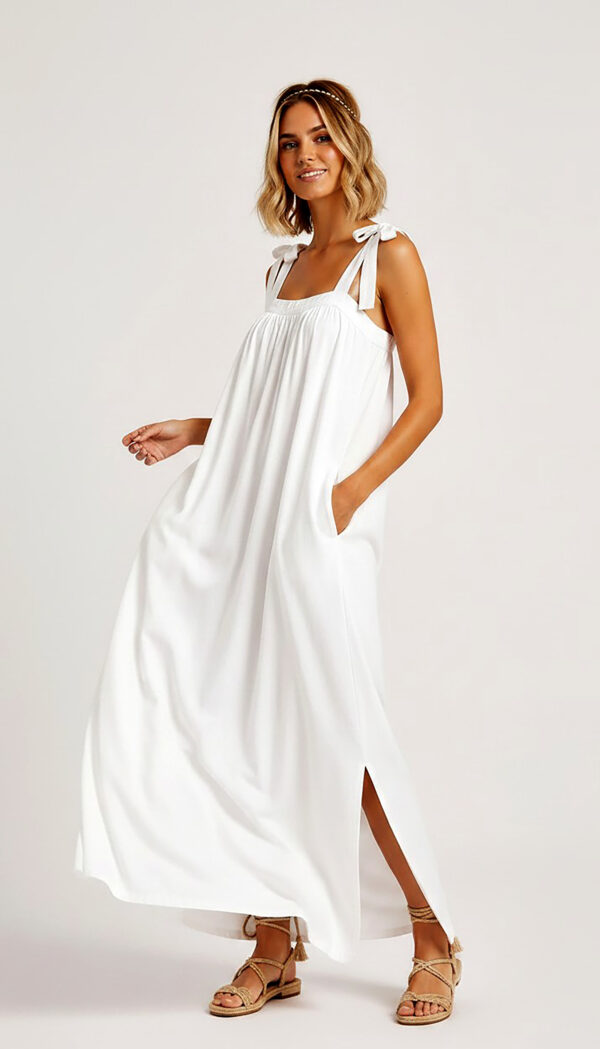 Weißes Maxikleid Großhandel Boho, mit Bindeträgern und Seitenschlitz (1) Weißes Maxikleid Großhandel Boho, Kleid mit Bindeträgern, Seitenschlitz und verdeckten Taschen, rosemodee.de