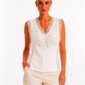 Weißes Spitzenshirt Großhandel, Trägertop mit 3D Blumenapplikation, Paisley Stickerei und seitlichen Spitzenstreifen, rosemodee.de