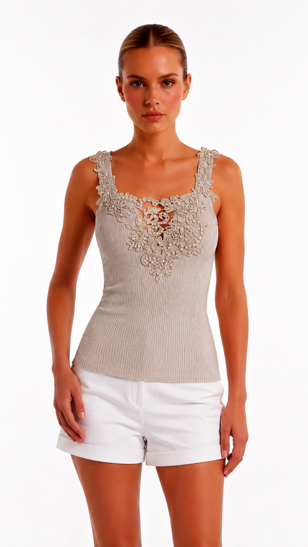 Taupe Spitzentop Großhandel, Rippenstrick Trägertop im Tonal Look mit Blumenstickerei und Perlenboncuks, rosemodee.de