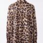 Damen Longbluse Leoprint Großhandel mit integriertem Bindeband in Braun.