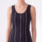 Damen Rippstrick Tanktop mit Strass Großhandel Schwarz mit vertikalen Strass-Applikationen.