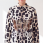 Leo Print Damenbluse mit Strass-Tiger Großhandel in Beige und Grau