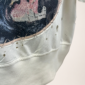 Damen Destroyed Hoodie Jacke mit Tiger & Panther Print Onesize Großhandel in Beige mit Strasssteinen und Destroyed-Look.