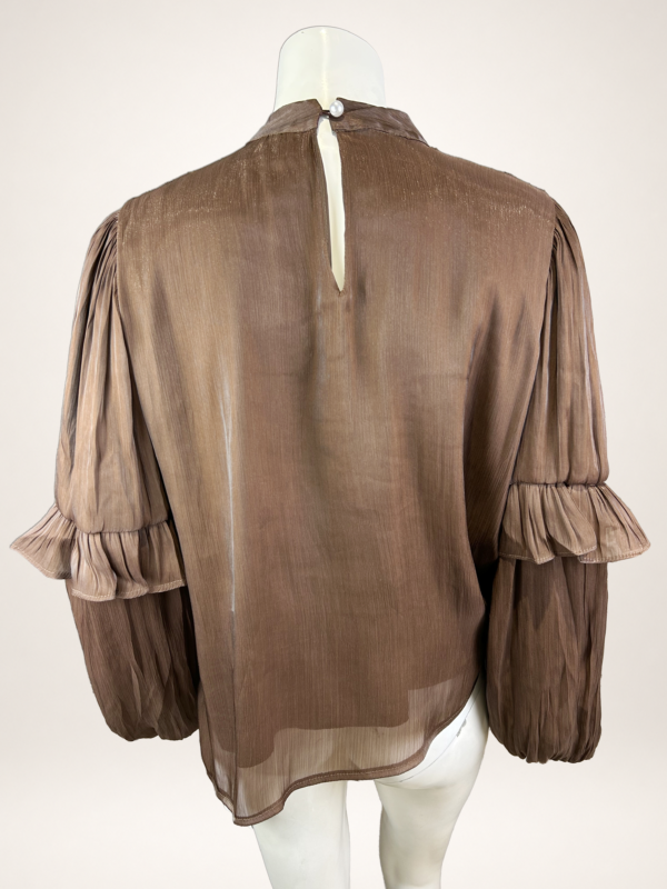 Damen Oversize Bluse mit Spitze, Volant- & Ballonärmeln und Unterfutter – Großhandel (7) Edle Damen Chiffon-Bluse Braun Großhandel mit Spitze und Perlen
