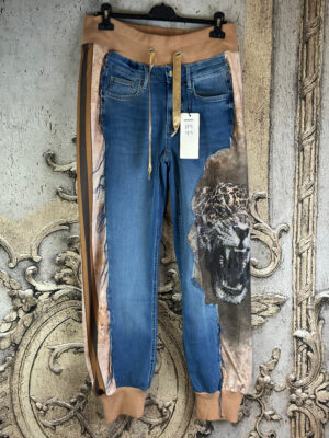 Handpatch Denim Tiger Jeans Sweat Hose mit Strass