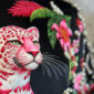 Damen Shirt mit Pink Leopard und Perlen in Schwarz