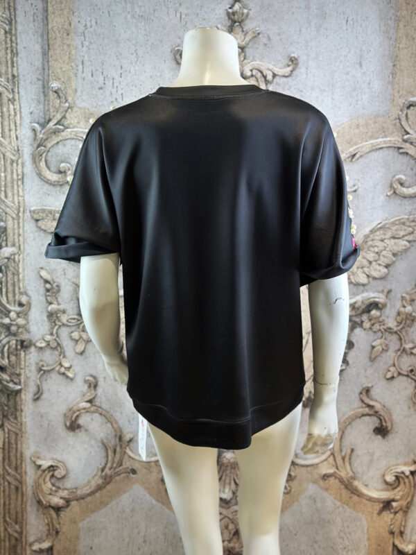 damen-shirt-pink-leopard-perlen-schwarz (5) Damen Shirt mit Pink Leopard und Perlen in Schwarz